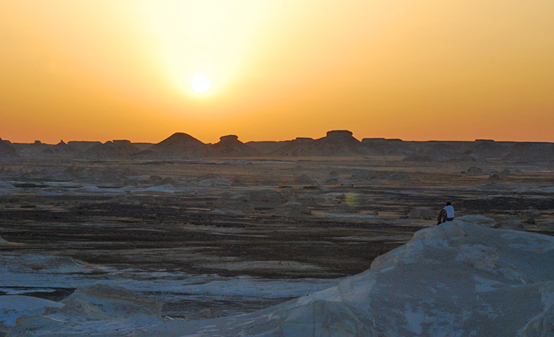 deserto_bianco_tramonto2.jpg